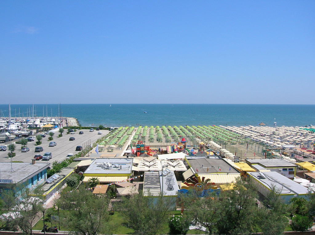 קרביה Hotel Bristol - Koolibry Hotels מראה חיצוני תמונה